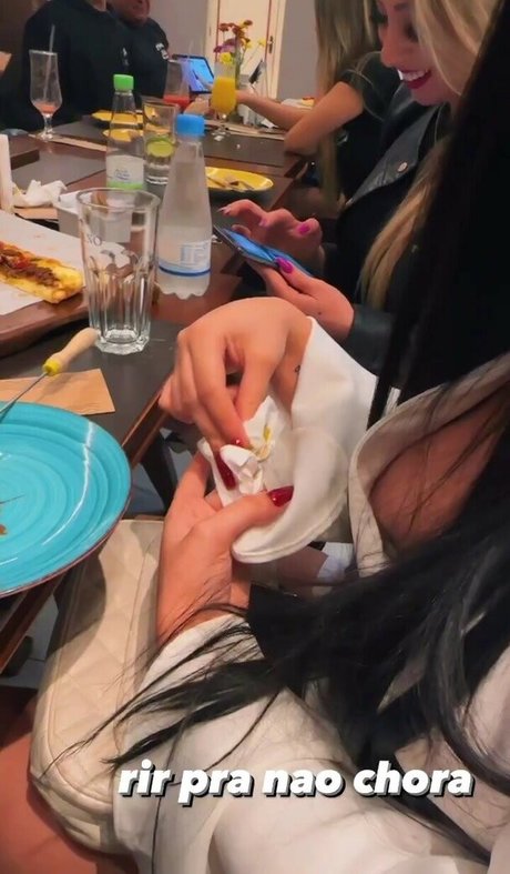 Bella Angel Dezoitou perfekte kostenlose galerie