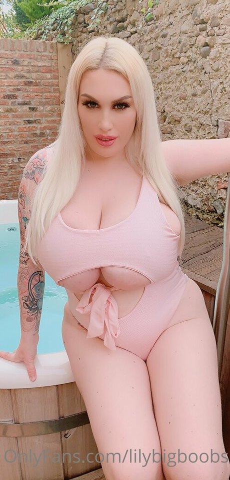 schauspielerin onlyfans heiße sexy foto