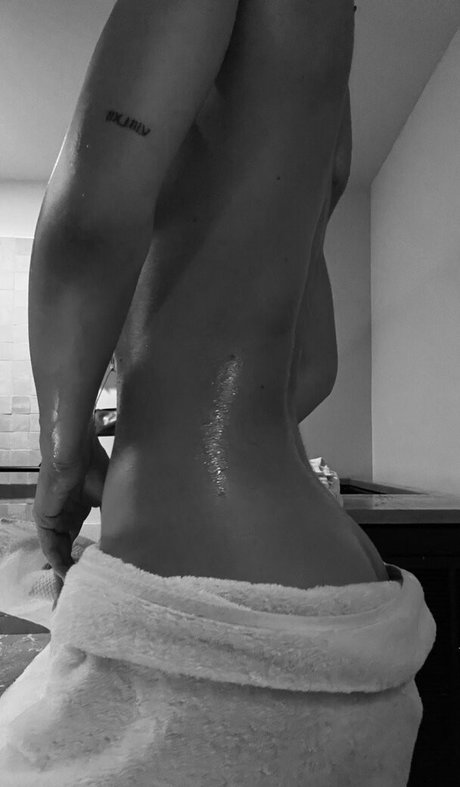 strandblondine onlyfans heiße porno fotos