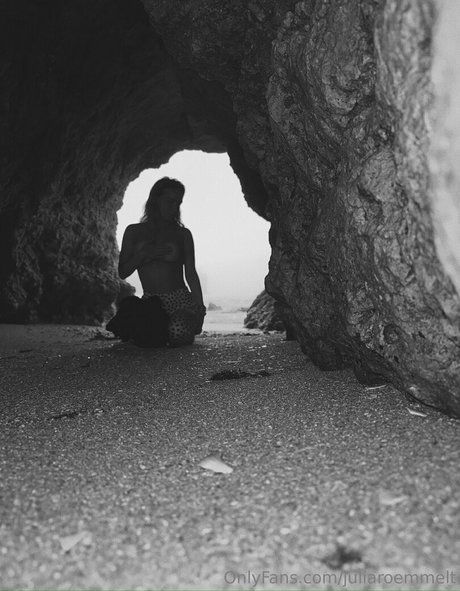 schwarze cosplay-onlyfans kunst exklusive fotos