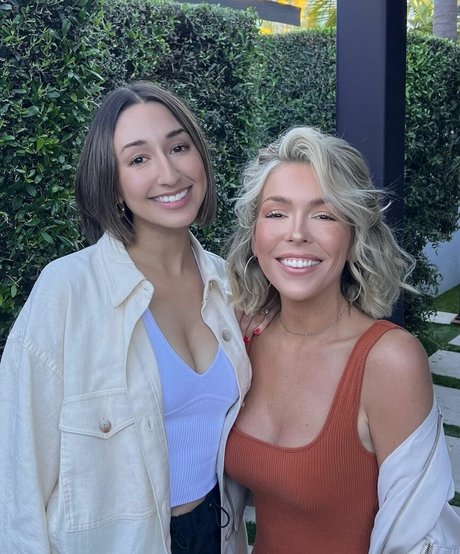 muschi spreizen nur fans heiße nette bild