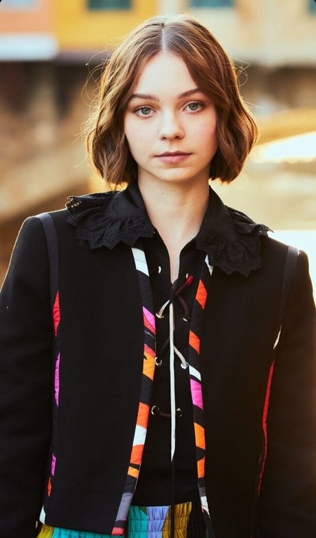 Emma Myers hübsche xxx foto