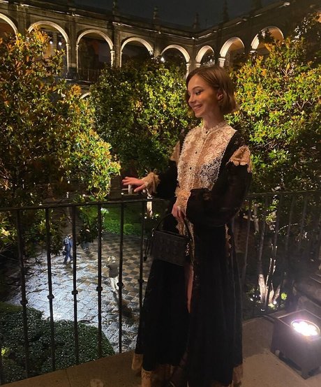 Emma Myers freie porno bild