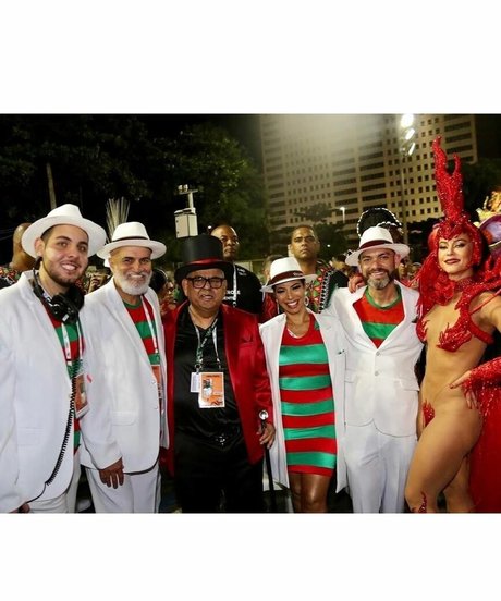 sexy blonde onlyfans pornografische galerie