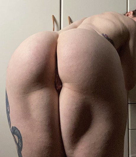 zierliche asiatische onlyfans heiße nackte bild