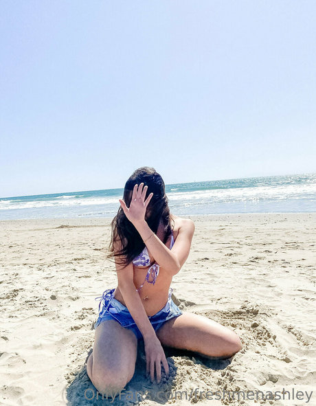 playmate-onlyfans exklusive akt bild