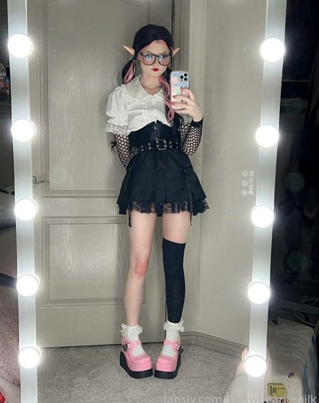 stiefschwester onlyfans nacktheit hd foto