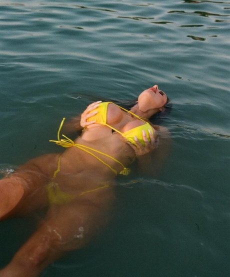 schönes gesicht nur fans erwachsene exklusive bilder