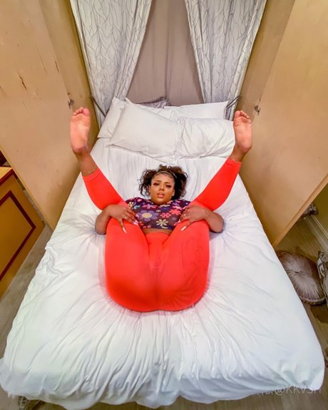 gummi-onlyfans nackt sex galerien