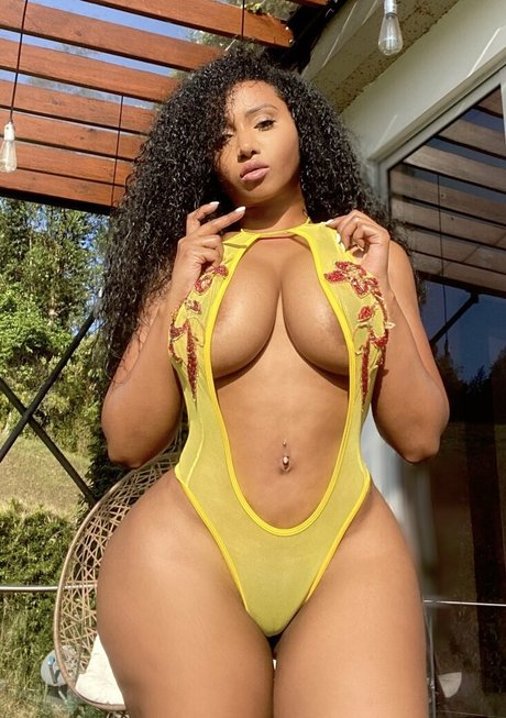 asiatische pawg-onlyfans kostenlose schöne fotos