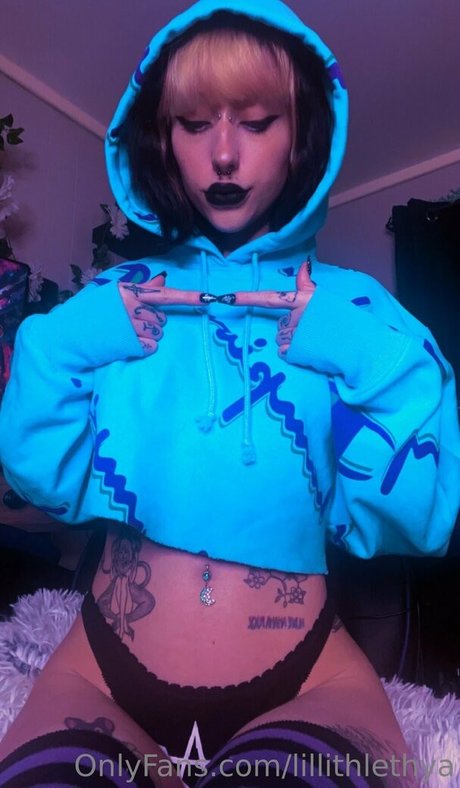 Stepsislillith schauspielerin kostenlose fotos