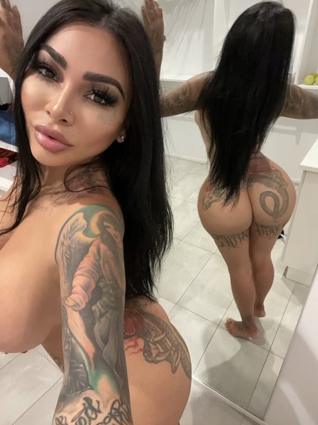 Brittanya Razavi porno xxx galerie