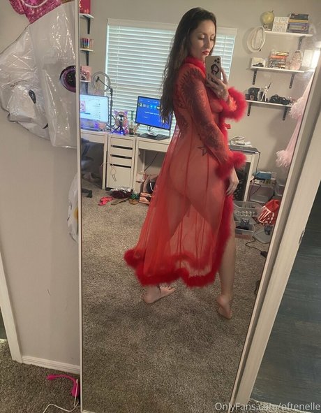 creampie-prinzessin onlyfans exklusive nackte bild