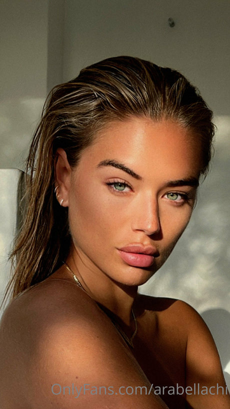 Arabella Chi nacktheit porno bild