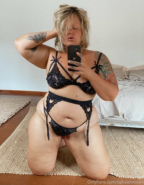 schöne japanische onlyfans exklusive nackt bilder