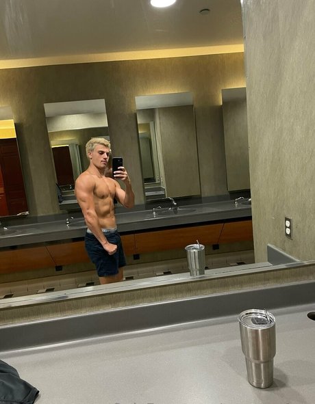 twentoofree xxx kunst bild