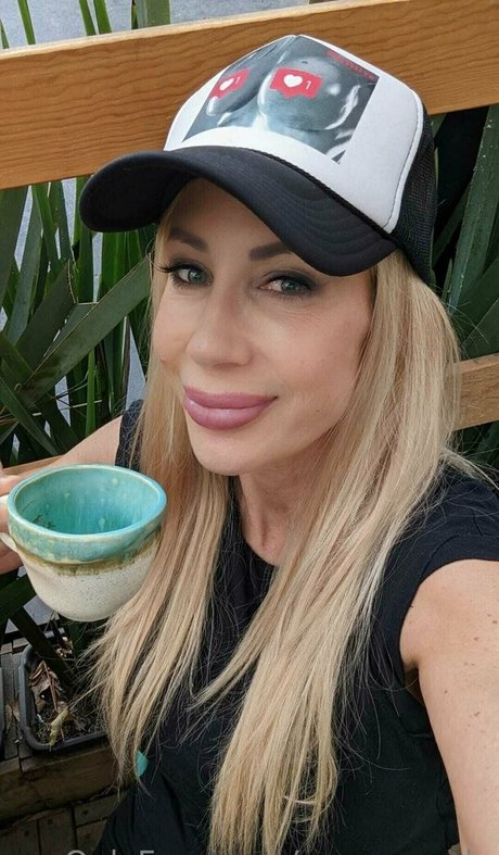 milf handjob onlyfans erotische schöne fotos