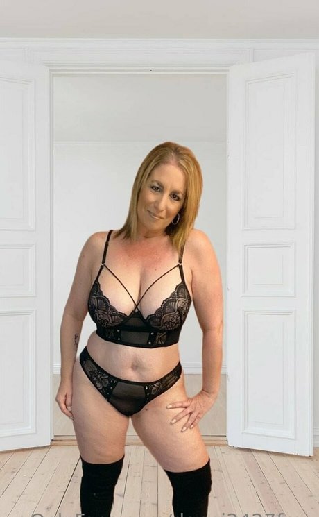 armeemädchen nur fans erotische hübsche foto