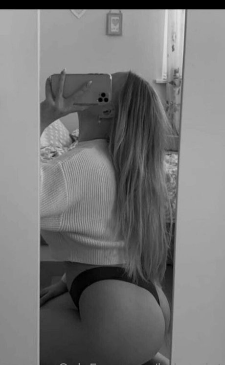 schwarze lehrer-onlyfans nacktheit perfekte foto