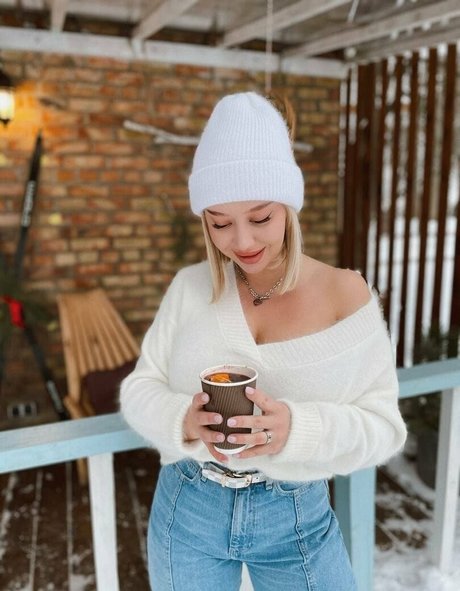 curvy model kate heiße top foto