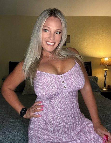 flache onlyfans beste pornografische bilder