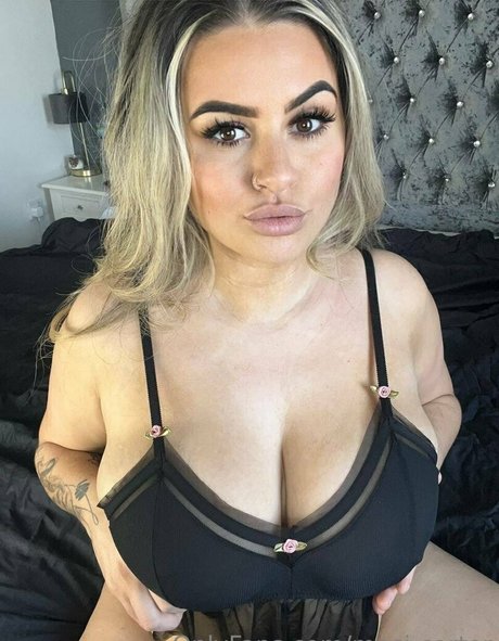 psychologe onlyfans freie hübsche foto