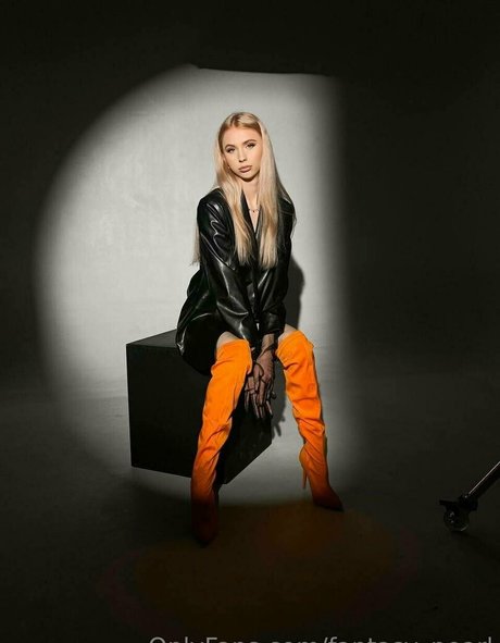 asiatische gilf-onlyfans nackt nette bild