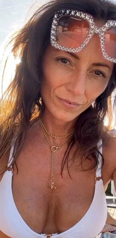 asiatische strumpfhosen onlyfans nackt sexy archiv