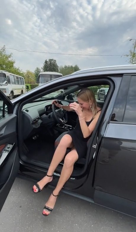 dünne schwarze teenager-onlyfans porno sexy bild