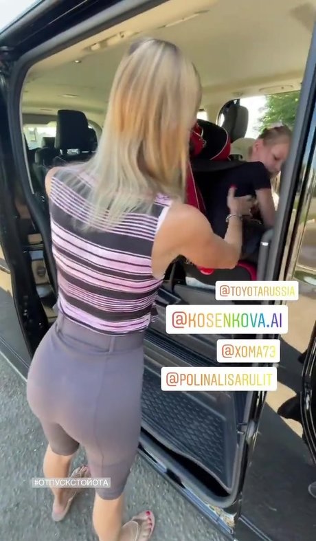 breite onlyfans erotische schöne galerie