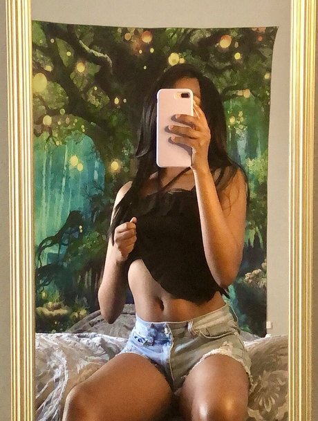 aprilraeee kunst sex galerie