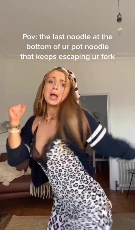 asiatisches teen solo onlyfans heiße kunst galerie