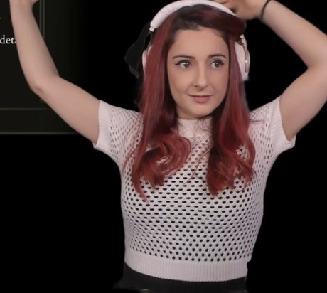 AnnieFuchsia freie sexy galerie