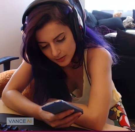 AnnieFuchsia hd xxx fotos