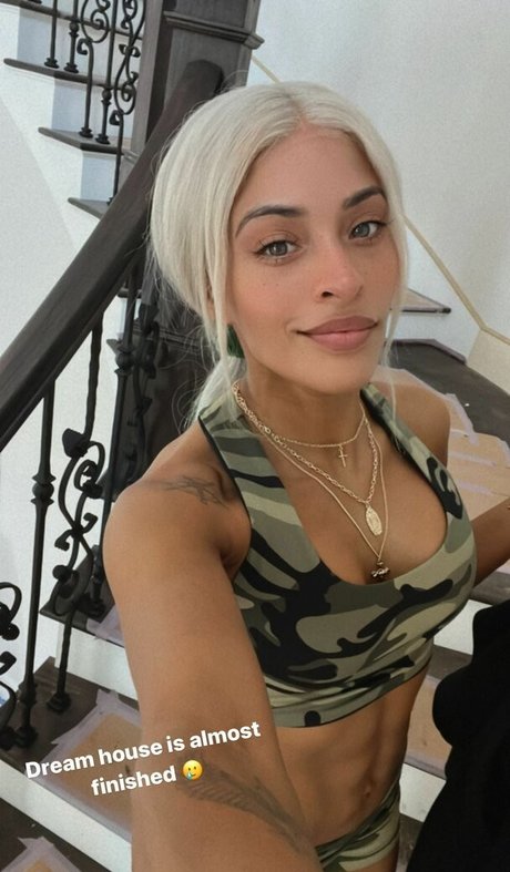 lesbische verführung onlyfans kunst sex bild