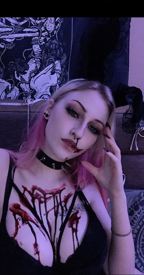 Thatkidronni nacktheit sex galerien