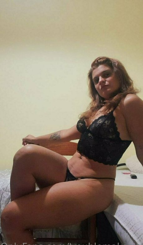 troublemaker bae erotische nackte galerie