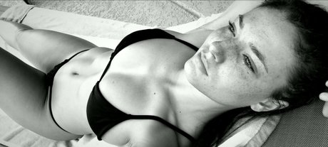 amber onlyfans exklusive hd fotos