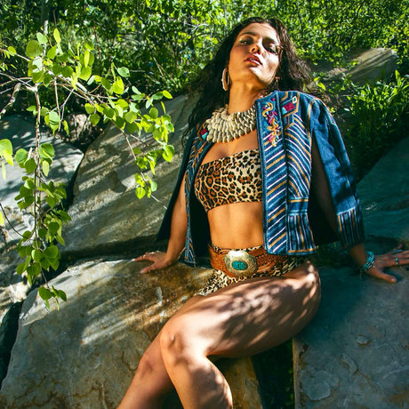 flache onlyfans nacktheit hd foto