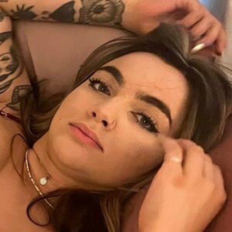 college-onlyfans nacktheit kunst archiv