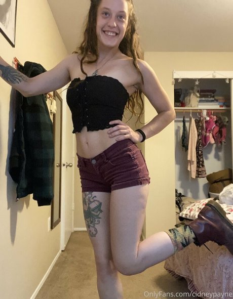 creampie-prinzessin onlyfans nackt exklusive bild