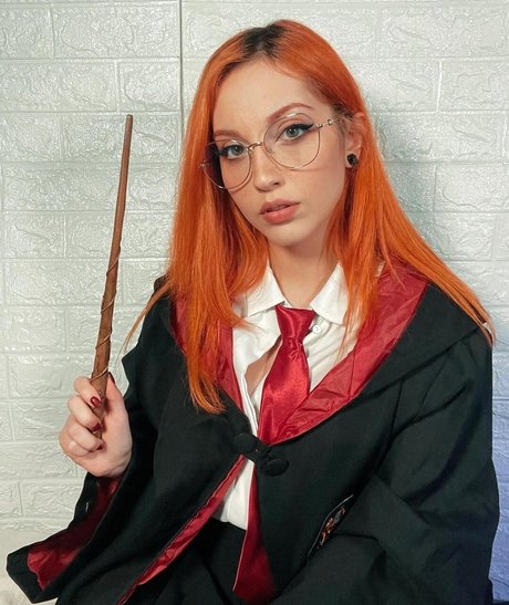 Mona Schon pornostar sex foto