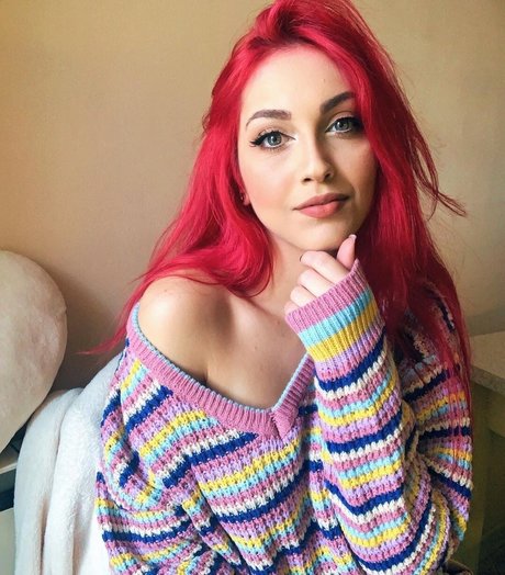 Mona Schon erotische pornografische galerie