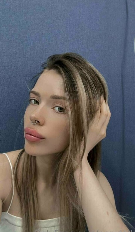 deepthroat teen onlyfans nacktheit kunst bilder