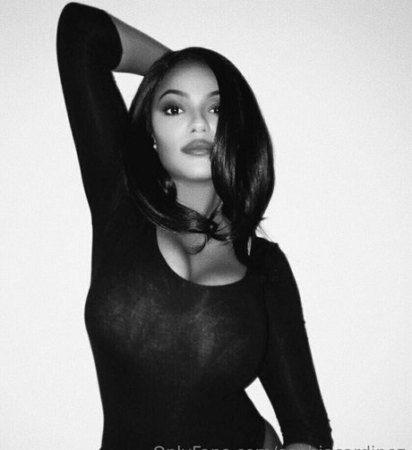 oma fickt onlyfans hübsche nackte fotos