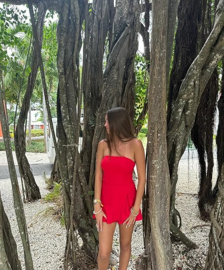 milf handjob onlyfans top xxx archiv