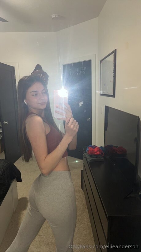 Ellieanderson pornostar perfekte foto