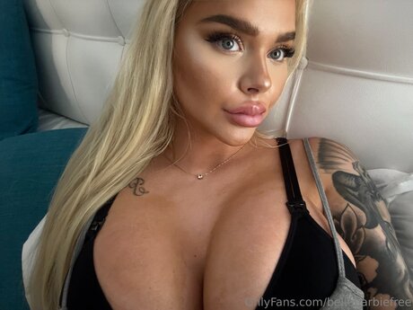 gummi-onlyfans perfekte pornografische bild