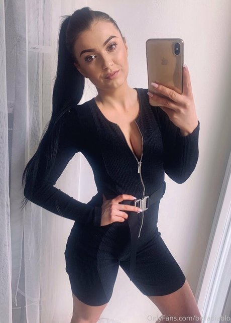 asiatische influencer-onlyfans nacktheit pornografische foto