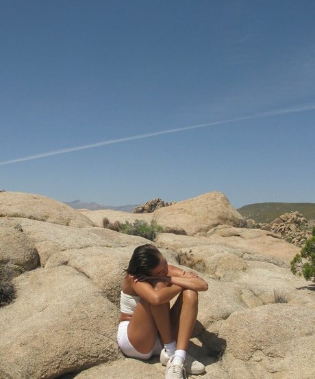 zierliche milf onlyfans hübsche erwachsene bild